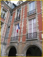 VICTOR HUGO