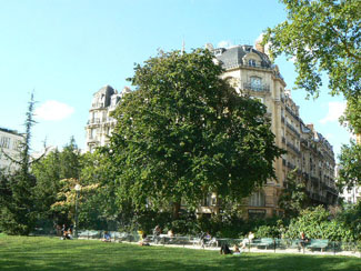 Square du temple Le Marais 75003
