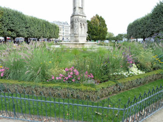 Square Jean XXIII Paris Le Marais