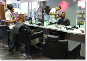 BARBER SHOP ORIGINAL IN PARIS LE MARAIS