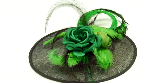 Glamour hat at Mumure by spirit