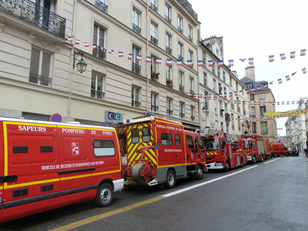 LE MARAIS POMPIER DE PARIS