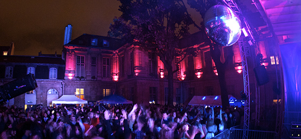 JULY SUMMER PARTIES IN LE MARAIS