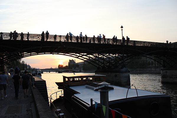 REFRENCHING SUMMER IN LE MARAIS