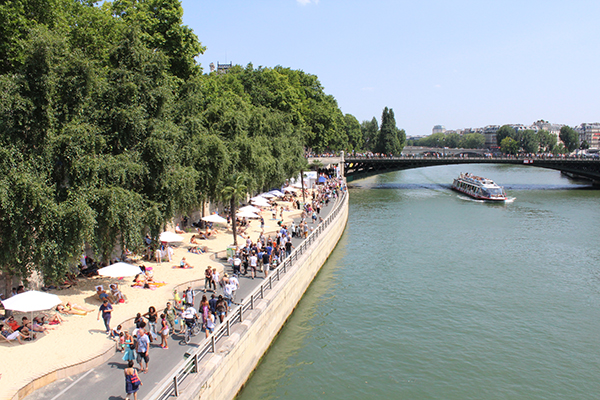 REFRENCHING SUMMER IN LE MARAIS