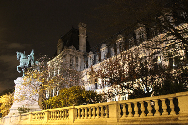 PARISMARAIS.COM HOTEL DE VILLE DE PARIS