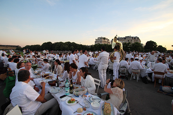 ENJOY THE NICEST TERRACES IN CENTRAL PARIS ! - PARISMARAIS.COM