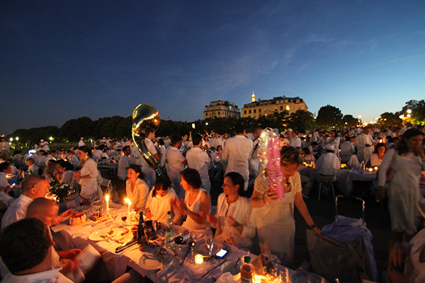 ENJOY THE NICEST TERRACES IN CENTRAL PARIS ! - PARISMARAIS.COM