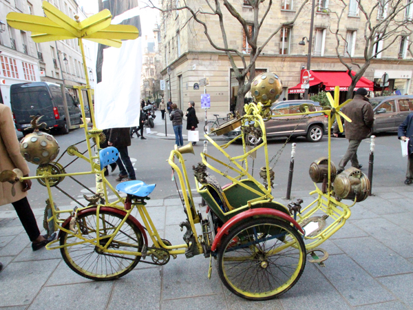 Street Art in The Marais