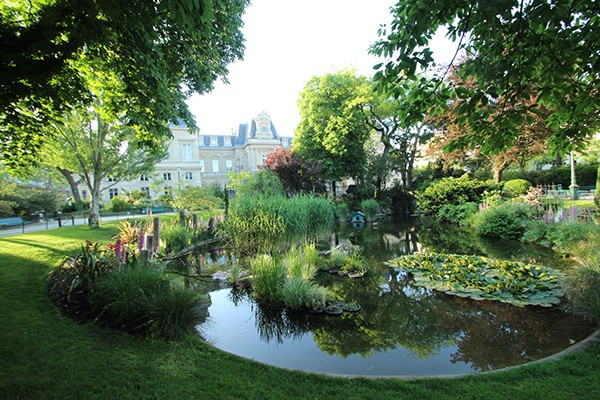 The Marais Secret Gardens