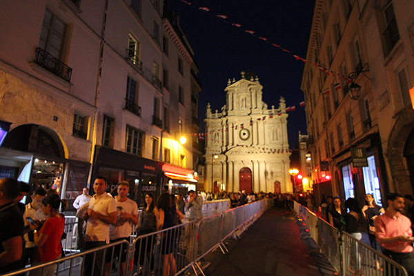 BASTILLE DAY AT SEVIGNE FIRE STATION : 
THE MOST SUCCESFUL EVER DANCE PARTY