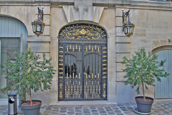 Discover Le Marais : Hotel de Lauzun