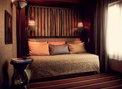 Romantic Hotels in Paris for Valentine's Week