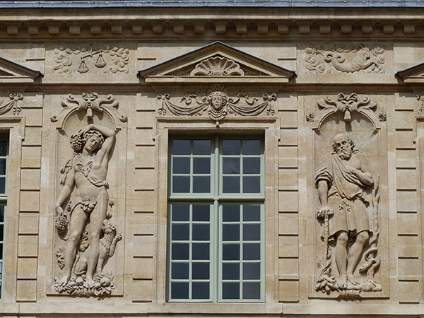 The Marais on a Sunny Afternoon