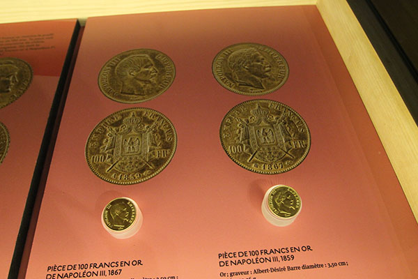 Gold of Power from Julius Caesar to Marianne