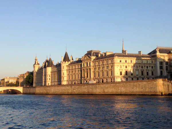 La Conciergerie : from Medieval Royal Palace to Courthouse