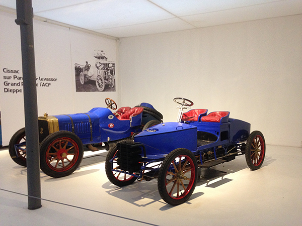 Vintage Car Museum : Enjoy the Magic !