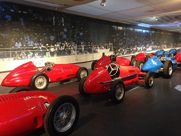 Vintage Car Museum : Enjoy the Magic !