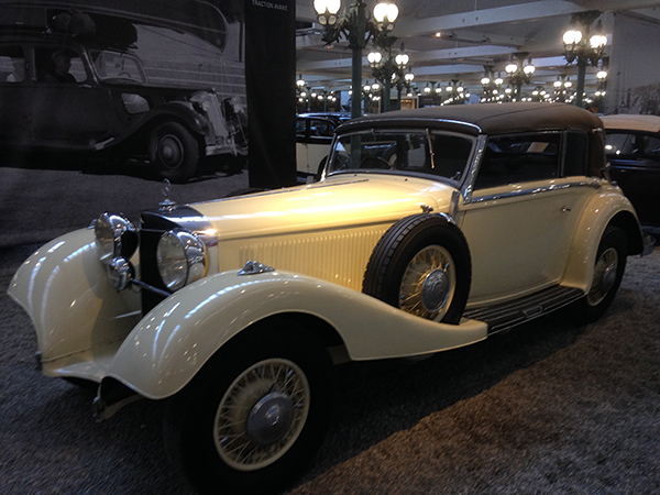 Vintage Car Museum : Enjoy the Magic !