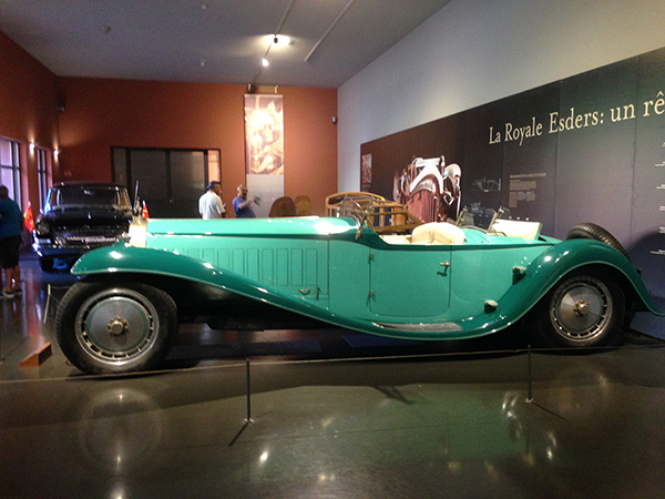 Vintage Car Museum : Enjoy the Magic !