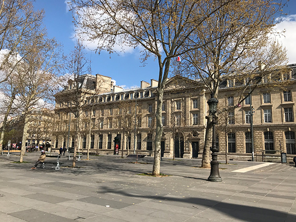 Le Marais, a Sleeping Beauty