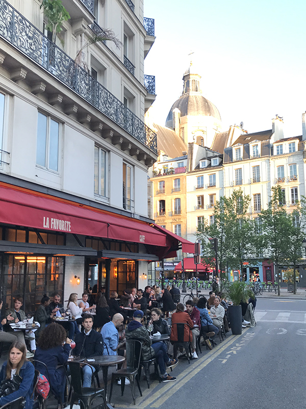 Le Marais retrouve sa joie de vivre