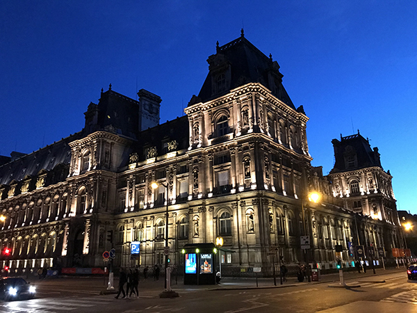 Le Marais retrouve sa joie de vivre