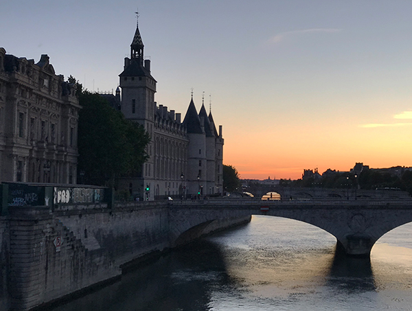 Paris la nuit