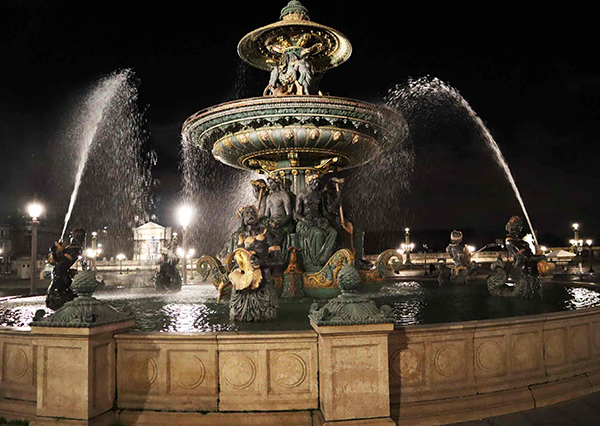 Paris la nuit