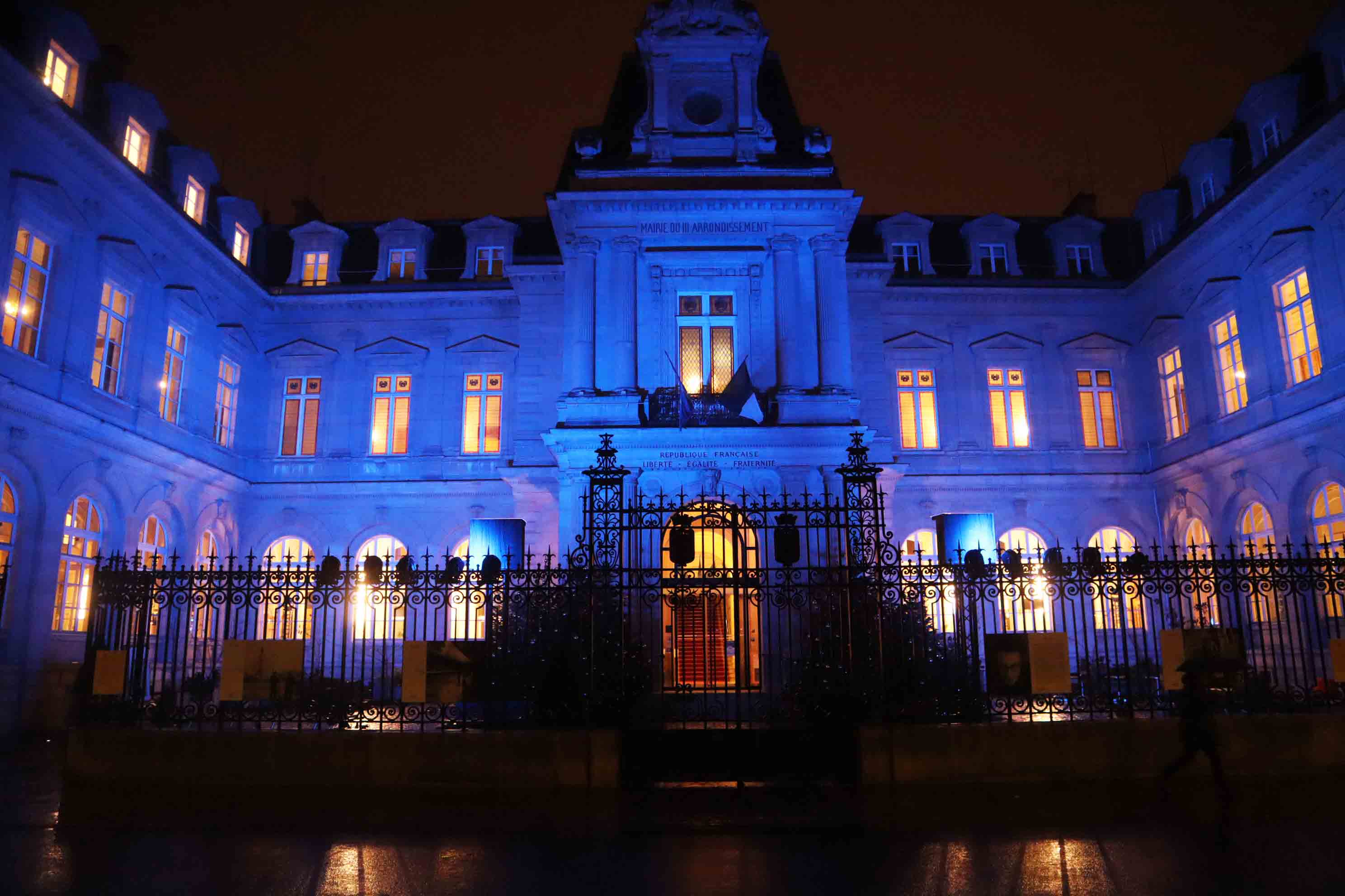 La mairie de Paris-Centre face au Square du Temple