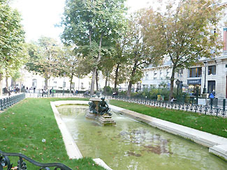 Square Emile Chautemps Le Marais 75003