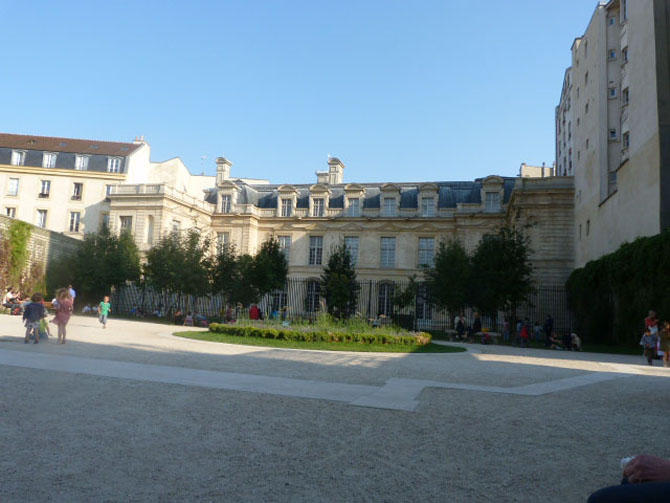 Jardin Anne Frank Le Marais