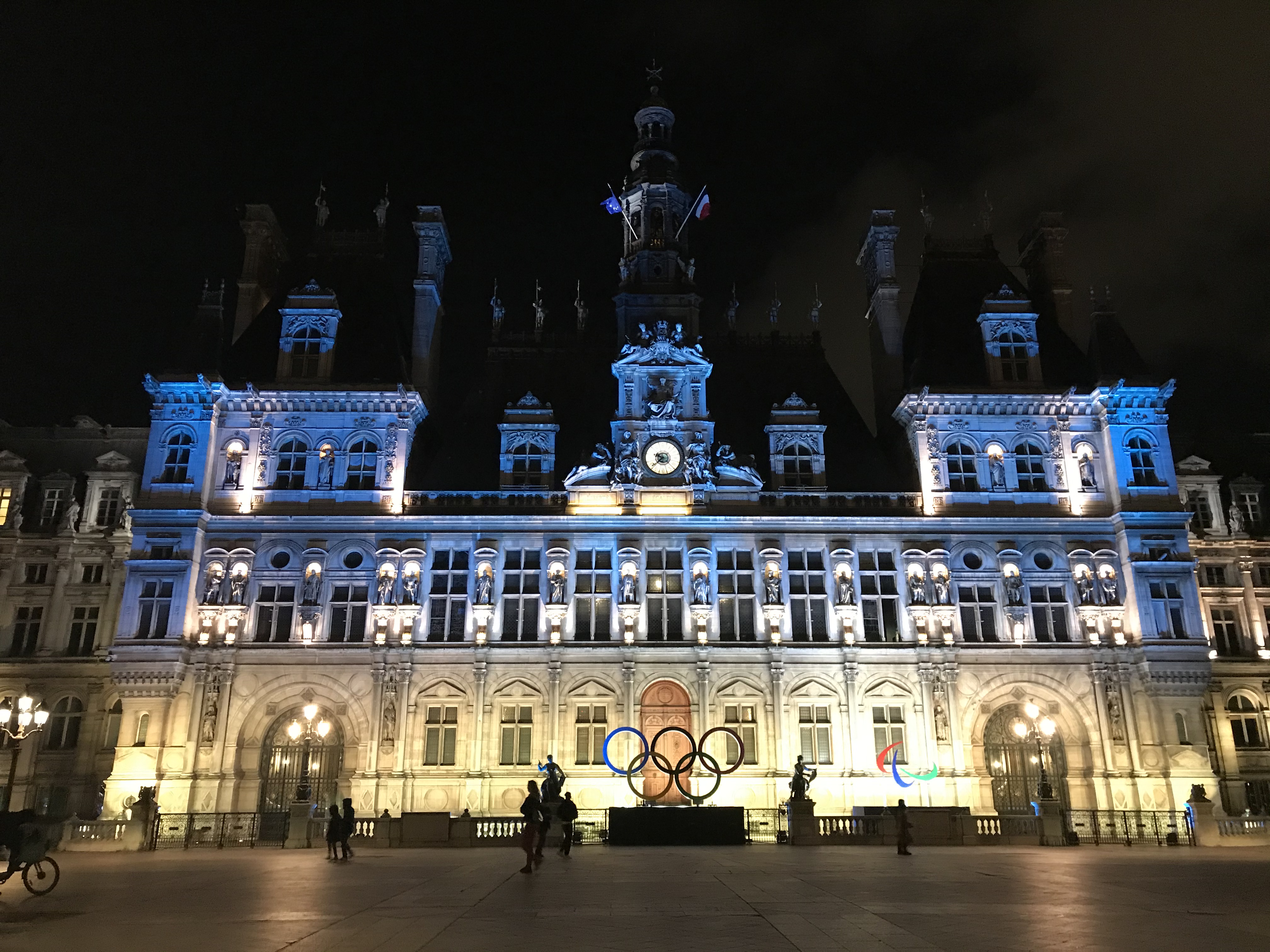 Bars et Clubs gays et lesbiens à Paris • Paris Je t'aime - Office de  Tourisme