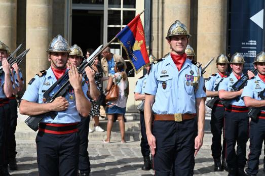 A new captain for Le Marais Fire Station