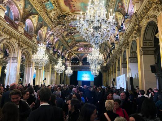 Vœux d'encouragement aux acteurs économiques, culturels et associatifs à l'Hotel de Ville de Paris.