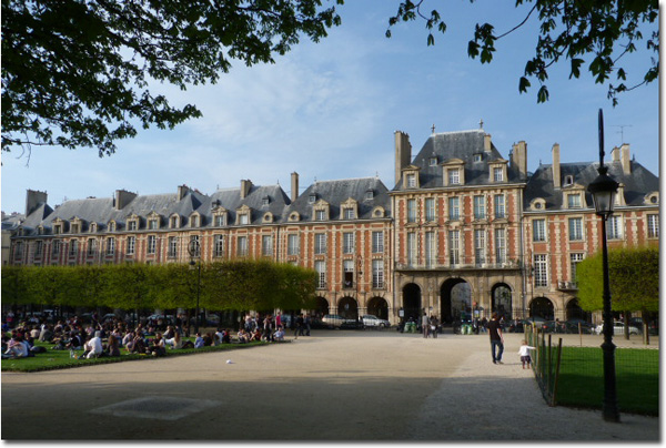 PLACE DES VOSGES